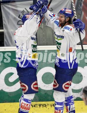 EBEL. Eishockey Bundesliga. EC Pasut VSV gegen HK Acroni Jesenice.  Torjubel Philipp Pinter, Kiel McLeod (VSV). Villach, am 3.1.2010.
Foto: Kuess 


---
pressefotos, pressefotografie, kuess, qs, qspictures, sport, bild, bilder, bilddatenbank
