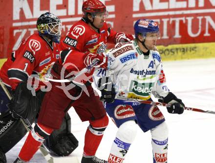 EBEL. Eishockey Bundesliga. EC Pasut VSV gegen HK Acroni Jesenice.  Mickey Elick, (VSV), Dov Grumet-Morris, Jan Golubovski (Jesenice). Villach, am 3.1.2010.
Foto: Kuess 


---
pressefotos, pressefotografie, kuess, qs, qspictures, sport, bild, bilder, bilddatenbank