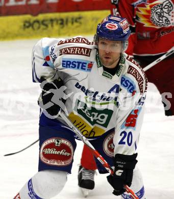 EBEL. Eishockey Bundesliga. EC Pasut VSV gegen HK Acroni Jesenice.  Mickey Elick (VSV). Villach, am 3.1.2010.
Foto: Kuess 


---
pressefotos, pressefotografie, kuess, qs, qspictures, sport, bild, bilder, bilddatenbank