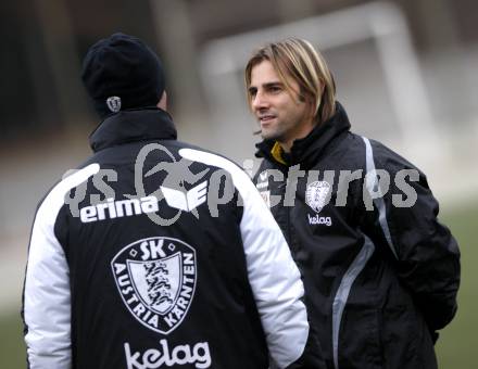 Fussball. Bundesliga. SK Austria Kaernten. Training. Konditionstrainer Christian Kotomisky. Moosburg, 4.1.2010.
Foto: Kuess
---
pressefotos, pressefotografie, kuess, qs, qspictures, sport, bild, bilder, bilddatenbank