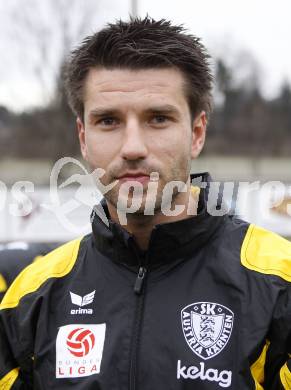 Fussball. Bundesliga. SK Austria Kaernten. Training.  Luka Elsner. Moosburg, 4.1.2010.
Foto: Kuess
---
pressefotos, pressefotografie, kuess, qs, qspictures, sport, bild, bilder, bilddatenbank