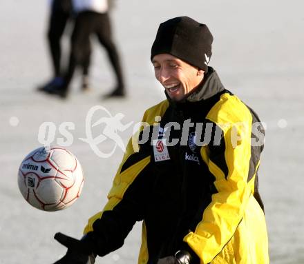 Fussball. Bundesliga. SK Austria Kaernten. Matthias Dollinger. Training. Moosburg, 4.1.2010.
Foto: Kuess
---
pressefotos, pressefotografie, kuess, qs, qspictures, sport, bild, bilder, bilddatenbank