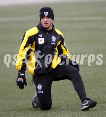 Fussball. Bundesliga. SK Austria Kaernten. Training.  Marco Salvatore. Moosburg, 4.1.2010.
Foto: Kuess
---
pressefotos, pressefotografie, kuess, qs, qspictures, sport, bild, bilder, bilddatenbank