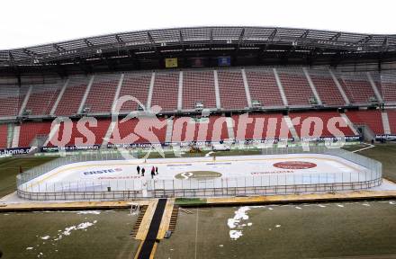 EBEL. Eishockey Bundesliga. Freiluft Derby KAC gegen VSV. Stadion Klagenfurt. Klagenfurt, 4.1.2010.
Foto: Kuess
---
pressefotos, pressefotografie, kuess, qs, qspictures, sport, bild, bilder, bilddatenbank