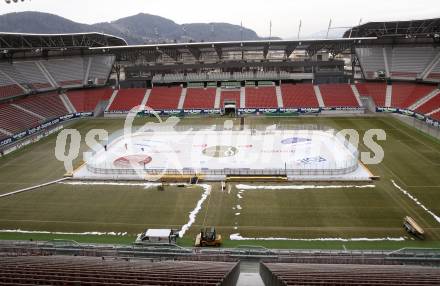 EBEL. Eishockey Bundesliga. Freiluft Derby KAC gegen VSV. Stadion Klagenfurt. Klagenfurt, 4.1.2010.
Foto: Kuess
---
pressefotos, pressefotografie, kuess, qs, qspictures, sport, bild, bilder, bilddatenbank