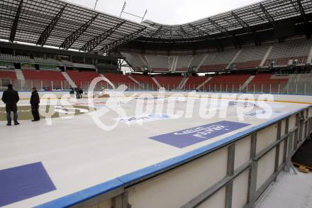 EBEL. Eishockey Bundesliga. Freiluft Derby KAC gegen VSV. Stadion Klagenfurt. Klagenfurt, 4.1.2010.
Foto: Kuess
---
pressefotos, pressefotografie, kuess, qs, qspictures, sport, bild, bilder, bilddatenbank