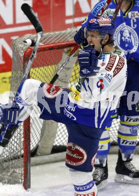 EBEL. Eishockey Bundesliga. EC Pasut VSV gegen KHL Medvescak Zagreb. Torjubel Philipp Pinter (VSV). Villach, am 5.1.2010.
Foto: Kuess 


---
pressefotos, pressefotografie, kuess, qs, qspictures, sport, bild, bilder, bilddatenbank