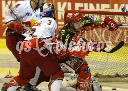 EBEL. Eishockey Bundesliga. KAC gegen  EC Red Bull Salzburg.  KALT Dieter (KAC), WIEDERGUT Andreas,  (Salzburg). Klagenfurt, am 5.1.2010.
Foto: Kuess 

---
pressefotos, pressefotografie, kuess, qs, qspictures, sport, bild, bilder, bilddatenbank