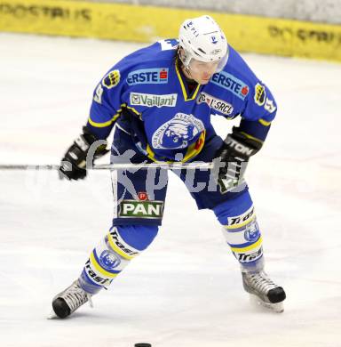 EBEL. Eishockey Bundesliga. EC Pasut VSV gegen KHL Medvescak Zagreb.  Marko Lovrencic  (Zagreb). Villach, am 5.1.2010.
Foto: Kuess 


---
pressefotos, pressefotografie, kuess, qs, qspictures, sport, bild, bilder, bilddatenbank