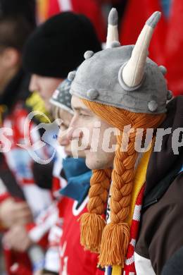 EBEL. Eishockey Bundesliga. Freiluftderby KAC gegen VSV in der Hypo Group Arena. Fans. Klagenfurt, am 9.1.2010.
Foto: Kuess

---
pressefotos, pressefotografie, kuess, qs, qspictures, sport, bild, bilder, bilddatenbank