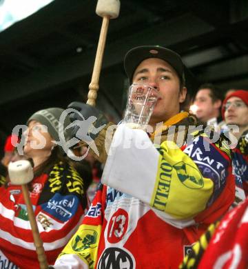 EBEL. Eishockey Bundesliga. Freiluftderby KAC gegen VSV in der Hypo Group Arena. Fans.  Klagenfurt, am 9.1.2010.
Foto: Kuess

---
pressefotos, pressefotografie, kuess, qs, qspictures, sport, bild, bilder, bilddatenbank