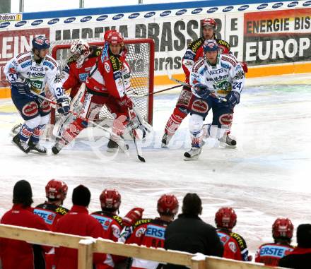 EBEL. Eishockey Bundesliga. Freiluftderby KAC gegen VSV in der Hypo Group Arena.  Klagenfurt, am 9.1.2010.
Foto: Kuess

---
pressefotos, pressefotografie, kuess, qs, qspictures, sport, bild, bilder, bilddatenbank