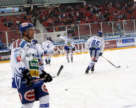 EBEL. Eishockey Bundesliga. Freiluftderby KAC gegen VSV in der Hypo Group Arena. Mickey Elick (VSV). Klagenfurt, am 9.1.2010.
Foto: Kuess
---
pressefotos, pressefotografie, kuess, qs, qspictures, sport, bild, bilder, bilddatenbank