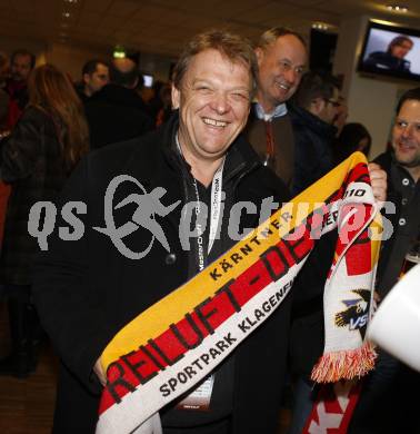 EBEL. Eishockey Bundesliga. Freiluftderby KAC gegen VSV in der Hypo Group Arena. Gilbert Isep (VSV). Klagenfurt, am 9.1.2010.
Foto: Kuess

---
pressefotos, pressefotografie, kuess, qs, qspictures, sport, bild, bilder, bilddatenbank