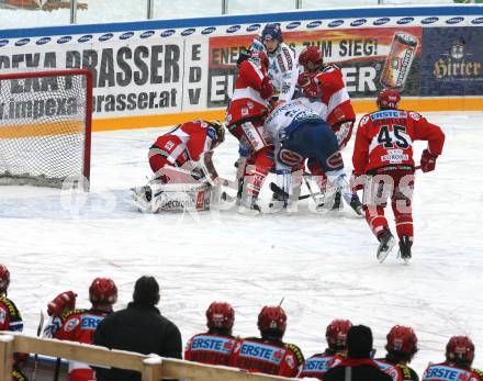 EBEL. Eishockey Bundesliga. Freiluftderby KAC gegen VSV in der Hypo Group Arena. Rene Swette, Johannes Reichel, Johannes Kirisits, David Schuller (KAC), Michael Raffl, Roland Kaspitz (VSV).  Klagenfurt, am 9.1.2010.
Foto: Kuess
---
pressefotos, pressefotografie, kuess, qs, qspictures, sport, bild, bilder, bilddatenbank