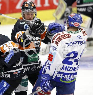 EBEL. Eishockey Bundesliga. EC Pasut VSV gegen Graz 99ers. Guenther Lanziner,  (VSV), Nick Kuiper (Graz). Villach, am 15.1.2010.
Foto: Kuess 


---
pressefotos, pressefotografie, kuess, qs, qspictures, sport, bild, bilder, bilddatenbank