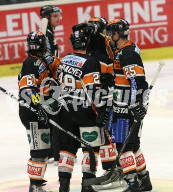 EBEL. Eishockey Bundesliga. EC Pasut VSV gegen Graz 99ers. Torjubel Graz. Villach, am 15.1.2010.
Foto: Kuess 


---
pressefotos, pressefotografie, kuess, qs, qspictures, sport, bild, bilder, bilddatenbank