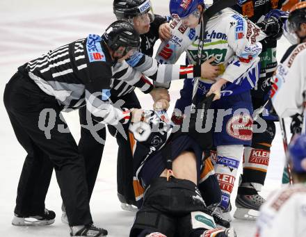 EBEL. Eishockey Bundesliga. EC Pasut VSV gegen Graz 99ers. Michael Raffl,  (VSV), Christoph Harand (Graz). Villach, am 15.1.2010.
Foto: Kuess 


---
pressefotos, pressefotografie, kuess, qs, qspictures, sport, bild, bilder, bilddatenbank