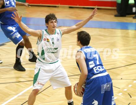 Basketball Bundesliga. Woerthersee Piraten gegen Oberwart Gunners. Sebastian Schaal, (Piraten), Hannes Artner (Oberwart). Klagenfurt, 16.1.2010
Foto: Kuess

---
pressefotos, pressefotografie, kuess, qs, qspictures, sport, bild, bilder, bilddatenbank