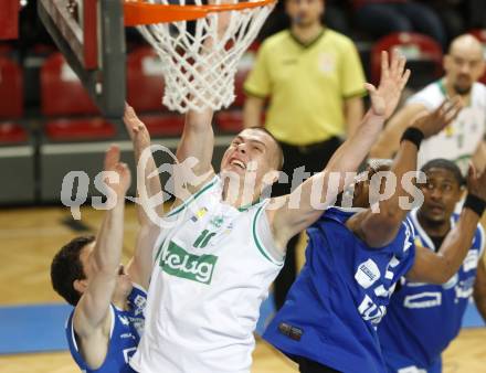 Basketball Bundesliga. Woerthersee Piraten gegen Oberwart Gunners. Rasid Mahalbasic (Piraten), Jason Johnson (Oberwart). Klagenfurt, 16.1.2010
Foto: Kuess

---
pressefotos, pressefotografie, kuess, qs, qspictures, sport, bild, bilder, bilddatenbank