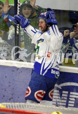 EBEL. Eishockey Bundesliga. EC Pasut VSV gegen EV Vienna Capitals.  Torjubel Kiel McLeod (VSV). Villach, am 17.1.2010.
Foto: Kuess 


---
pressefotos, pressefotografie, kuess, qs, qspictures, sport, bild, bilder, bilddatenbank