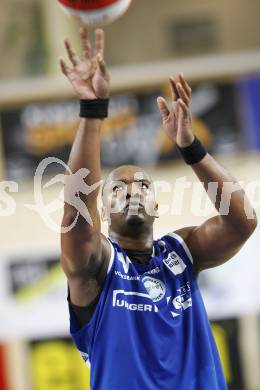 Basketball Bundesliga. Woerthersee Piraten gegen Oberwart Gunners. Jason Johnson (Oberwart). Klagenfurt, 16.1.2010
Foto: Kuess

---
pressefotos, pressefotografie, kuess, qs, qspictures, sport, bild, bilder, bilddatenbank