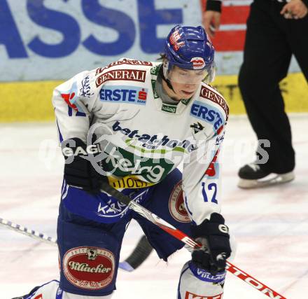 EBEL. Eishockey Bundesliga. EC Pasut VSV gegen EV Vienna Capitals.  Michael Raffl (VSV). Villach, am 17.1.2010.
Foto: Kuess 


---
pressefotos, pressefotografie, kuess, qs, qspictures, sport, bild, bilder, bilddatenbank