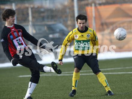 Fussball Bundesliga. Testspiel SK Austria Kaernten gegen SK St. Andrae/WAC. Luka Elsner (Austria Kaernten), Christian Falk (St. Andrae/WAC). Klagenfurt, am 19.1.2010.
Foto: Kuess
---
pressefotos, pressefotografie, kuess, qs, qspictures, sport, bild, bilder, bilddatenbank