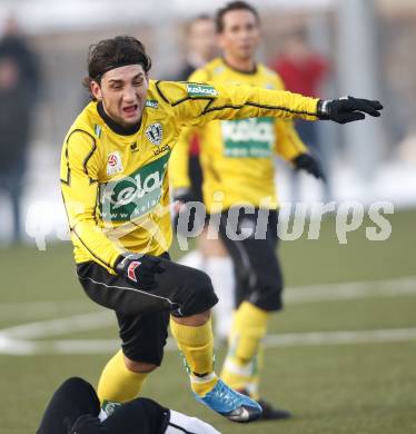 Fussball Bundesliga. Testspiel SK Austria Kaernten gegen SK St. Andrae/WAC. Eldin Adilovic (Austria Kaernten). Klagenfurt, am 19.1.2010.
Foto: Kuess
---
pressefotos, pressefotografie, kuess, qs, qspictures, sport, bild, bilder, bilddatenbank