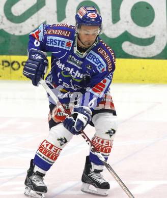 EBEL. Eishockey Bundesliga. EC Pasut VSV gegen KAC.  Gerhard Unterluggauer (VSV). Villach, am 11.10.2009.
Foto: Kuess 


---
pressefotos, pressefotografie, kuess, qs, qspictures, sport, bild, bilder, bilddatenbank