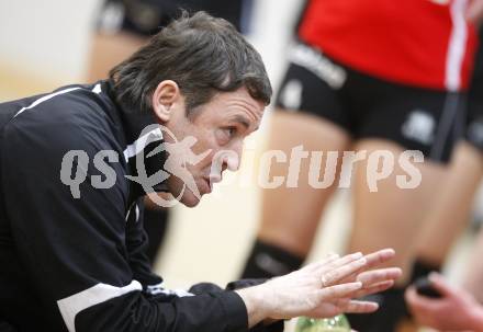 Volleyball CEV Cup. ATSC Wildcats gegen Dinamo Pancevo. Trainer Helmut Voggenberger (Wildcats). Klagenfurt, am 14.1.2010.
Foto: Kuess
---
pressefotos, pressefotografie, kuess, qs, qspictures, sport, bild, bilder, bilddatenbank