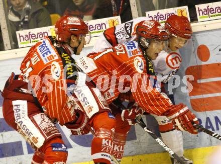 EBEL. Eishockey Bundesliga. KAC gegen HK Acroni Jesenice. Dieter Kalt, Herbert Ratz, (KAC), Miha Brus (Jesenice). Klagenfurt, am 22.1.2010.
Foto: Kuess

---
pressefotos, pressefotografie, kuess, qs, qspictures, sport, bild, bilder, bilddatenbank