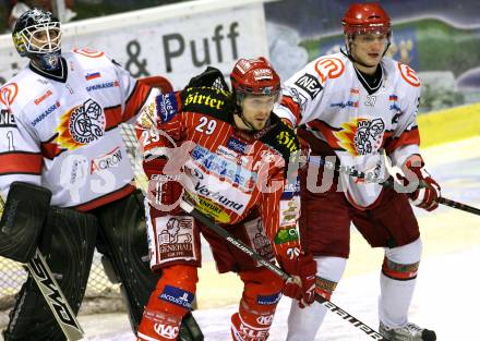 EBEL. Eishockey Bundesliga. KAC gegen HK Acroni Jesenice. Christoph Brandner, (KAC), Dov Grumet-Morris, Miha Rebolj (Jesenice). Klagenfurt, am 22.1.2010.
Foto: Kuess

---
pressefotos, pressefotografie, kuess, qs, qspictures, sport, bild, bilder, bilddatenbank