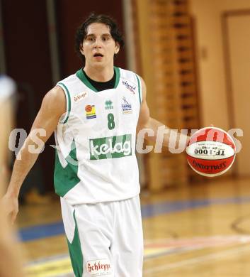 Basketball Bundesliga. Woerthersee Piraten gegen Oberwart Gunners. Andreas Kuttnig (Piraten). Klagenfurt, 16.1.2010
Foto: Kuess

---
pressefotos, pressefotografie, kuess, qs, qspictures, sport, bild, bilder, bilddatenbank