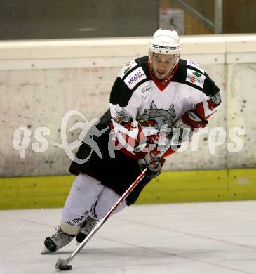 Eishockey CHL. EC Tarco Woelfe Klagenfurt gegen UEC Leisach. Manuel Ferrara (Tarco). Klagenfurt, am 23.1.2010.
Foto: Kuess

---
pressefotos, pressefotografie, kuess, qs, qspictures, sport, bild, bilder, bilddatenbank