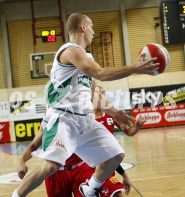 Basketball Bundesliga. Woerthersee Piraten gegen BasketClubs Vienna. Davor Sattler (Piraten). Klagenfurt, 24.1.2010
Foto: Kuess

---
pressefotos, pressefotografie, kuess, qs, qspictures, sport, bild, bilder, bilddatenbank