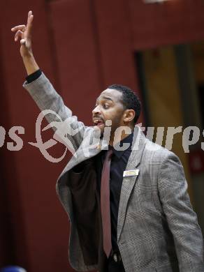 Basketball Bundesliga. Woerthersee Piraten gegen BasketClubs Vienna.  Trainer Aaron Mitchell (Vienna). Klagenfurt, 24.1.2010
Foto: Kuess

---
pressefotos, pressefotografie, kuess, qs, qspictures, sport, bild, bilder, bilddatenbank