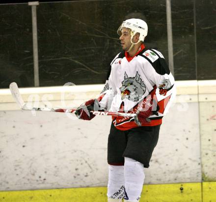 Eishockey CHL. EC Tarco Woelfe Klagenfurt gegen UEC Leisach. Manuel Ferrara (Tarco). Klagenfurt, am 23.1.2010.
Foto: Kuess

---
pressefotos, pressefotografie, kuess, qs, qspictures, sport, bild, bilder, bilddatenbank