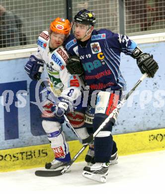 EBEL. Eishockey Bundesliga. EC Pasut VSV gegen Alba Volan SAPA Fehervar AV19.  KASPITZ Roland (VSV), TOKAJI Viktor (Alba Volan). Villach, am 24.1.2010.
Foto: Kuess 


---
pressefotos, pressefotografie, kuess, qs, qspictures, sport, bild, bilder, bilddatenbank