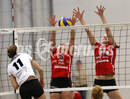 Volleyball OECup. ATSC Wildcats gegen SVS Post .  Maja Praeprost, Samira Mauch (Wildcats). Klagenfurt, 24.1.2010
Foto: Kuess

---
pressefotos, pressefotografie, kuess, qs, qspictures, sport, bild, bilder, bilddatenbank