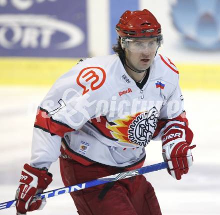 EBEL. Eishockey Bundesliga. KAC gegen HK Acroni Jesenice. Jan Golubovski  (Jesenice). Klagenfurt, am 13.10.2009.
Foto: Kuess 

---
pressefotos, pressefotografie, kuess, qs, qspictures, sport, bild, bilder, bilddatenbank