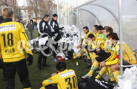 Fussball Bundesliga. Testspiel SK Austria Kaernten gegen SK St. Andrae/WAC. Trainer Joze Prelogar (Austria Kaernten). Klagenfurt, am 19.1.2010.
Foto: Kuess
---
pressefotos, pressefotografie, kuess, qs, qspictures, sport, bild, bilder, bilddatenbank