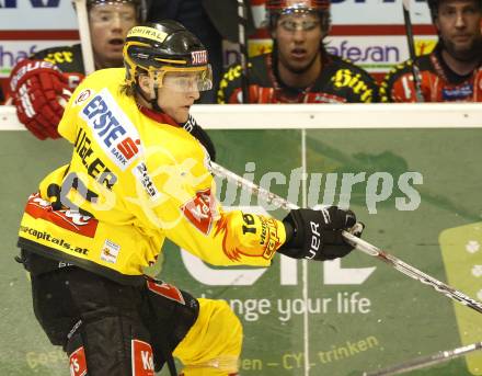 EBEL. Eishockey Bundesliga. KAC gegen EV Vienna Capitals. Daniel Nageler (Caps). Klagenfurt, am 24.1.2010.
Foto: Kuess

---
pressefotos, pressefotografie, kuess, qs, qspictures, sport, bild, bilder, bilddatenbank