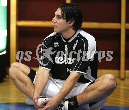 Basketball Bundesliga. Woerthersee Piraten gegen BasketClubs Vienna. Andreas Kuttnig (Piraten). Klagenfurt, 24.1.2010
Foto: Kuess

---
pressefotos, pressefotografie, kuess, qs, qspictures, sport, bild, bilder, bilddatenbank