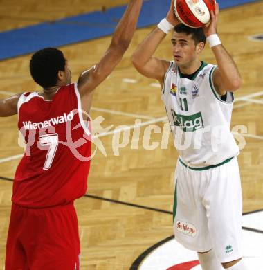 Basketball Bundesliga. Woerthersee Piraten gegen Arkadia Traiskirchen Lions. Admir Aljic (Piraten). Klagenfurt, 19.12.2009
Foto: Kuess

---
pressefotos, pressefotografie, kuess, qs, qspictures, sport, bild, bilder, bilddatenbank