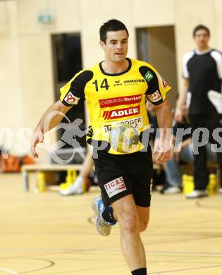 Handball OEHB Cup. SC Ferlach gegen ULZ Schwaz. Kresimir Marakovic (Schwaz). Ferlach, 29.1.2010.
Foto: Kuess

---
pressefotos, pressefotografie, kuess, qs, qspictures, sport, bild, bilder, bilddatenbank