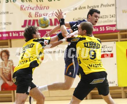 Handball OEHB Cup. SC Ferlach gegen ULZ Schwaz. Bojan Stusaj (Ferlach). Ferlach, 29.1.2010.
Foto: Kuess

---
pressefotos, pressefotografie, kuess, qs, qspictures, sport, bild, bilder, bilddatenbank