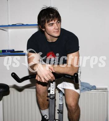 EBEL. Eishockey Bundesliga. Training VSV. Christoph Martinz. Villach, am 30.1.2010.
Foto: Kuess
---
pressefotos, pressefotografie, kuess, qs, qspictures, sport, bild, bilder, bilddatenbank