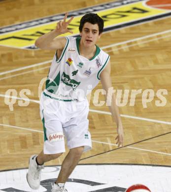 Basketball Bundesliga. Woerthersee Piraten gegen Arkadia Traiskirchen Lions. Martin Breithuber (Piraten). Klagenfurt, 19.12.2009
Foto: Kuess

---
pressefotos, pressefotografie, kuess, qs, qspictures, sport, bild, bilder, bilddatenbank