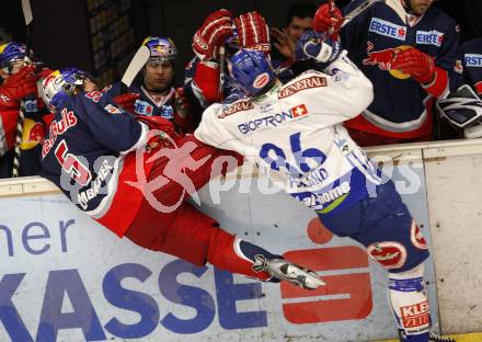 EBEL. Eishockey Bundesliga. EC Pasut VSV gegen Red Bulls Salzburg.  Jonathan Ferland, (VSV),  Robert Lembacher (Salzburg). Villach, am 31.1.2010.
Foto: Kuess 


---
pressefotos, pressefotografie, kuess, qs, qspictures, sport, bild, bilder, bilddatenbank